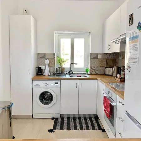 Bright And Breezy Beachside דירה